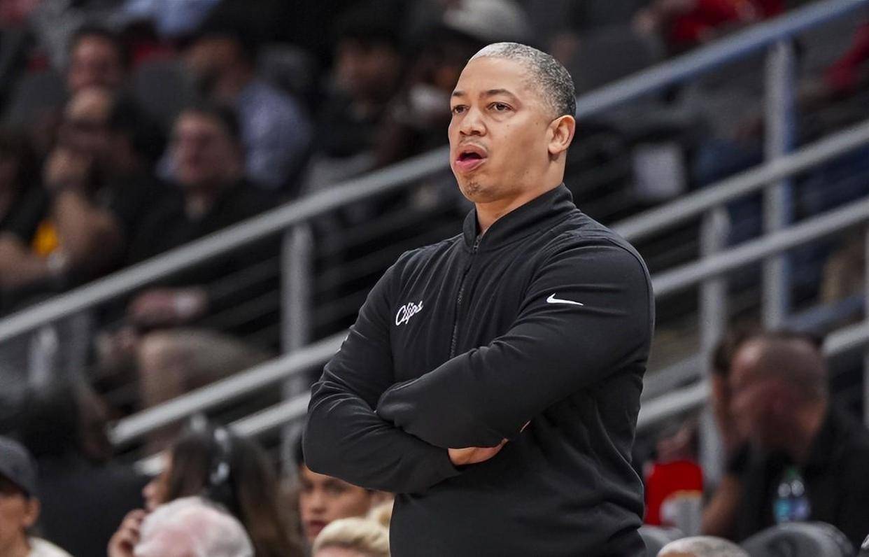 包含全明星赛冲刺阶段走向成谜;洛杉矶快船完成体检;震撼外界;临场指挥获称赞的词条 包含全明星赛冲刺阶段走向成谜;洛杉矶快船完成体检;震撼外界;临场指挥获称赞的词条