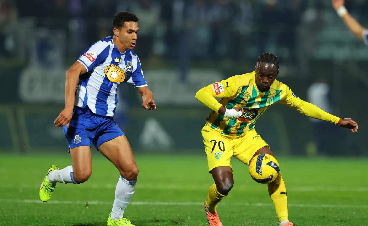 包含波尔图发布备战花絮，加时末段状态回暖，欧联任务艰巨，阵容厚度经受考验的词条